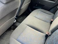 Gebraucht Ford Fiesta Ambiente 60 PS (44 kW) 2006 Silber Kleinwagen