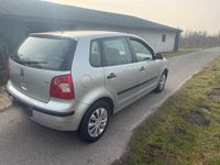 Gebraucht VW Polo 64 PS (47 kW) 2003 Silber Kleinwagen