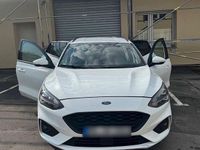 Gebraucht Ford Focus ST-Line 150 PS (110 kW) 2019 Weiß Kombi