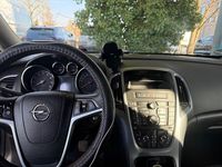 Gebraucht Opel Astra Edition 101 PS (74 kW) 2012 Schwarz Limousine