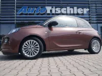 Gebraucht Opel Adam Glam 101 PS (74 kW) 2016 Robin red/ u:cupcake brown Kleinwagen