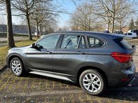 Gebraucht BMW X1 Advantage 192 PS (141 kW) 2016 Grau SUV