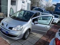 Gebraucht Renault Modus 75 PS (55 kW) 2011 Platingrau Van / Kleinbus