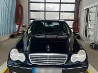 Gebraucht Mercedes C180 129 PS (94 kW) 2000 Blau Limousine