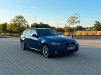 Gebraucht BMW 320 177 PS (130 kW) 2009 Blau Kombi