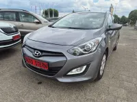 Gebraucht Hyundai i30 99 PS (72 kW) 2013 Grau Limousine