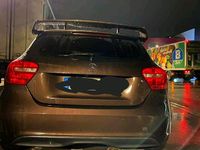 Gebraucht Mercedes A160 116 PS (85 kW) 2015 Braun Kleinwagen