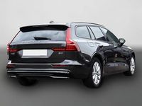 Gebraucht Volvo V60 Plus 197 PS (144 kW) 2025 Grau Kombi