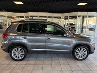 Gebraucht VW Tiguan Life 140 PS (102 kW) 2013 Grau SUV