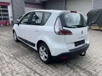 Gebraucht Renault Scénic III Dynamique 110 PS (80 kW) 2012 Weiß Van / Kleinbus