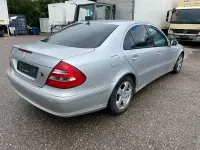 Gebraucht Mercedes E270 Avantgarde 177 PS (130 kW) 2003 Silber Limousine