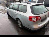 Gebraucht VW Passat 140 PS (102 kW) 2007 Silber Kombi