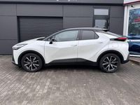Gebraucht Toyota C-HR Team 140 PS (102 kW) 2024 Platinum white pearl SUV