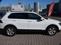 Gebraucht VW Tiguan Highline 190 PS (139 kW) 2017 Pure white SUV