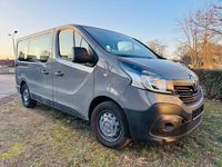 Gebraucht Renault Trafic Authentique 95 PS (69 kW) 2016 Grau Van / Kleinbus