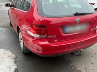 Gebraucht VW Golf V 140 PS (102 kW) 2008 Rot Kombi