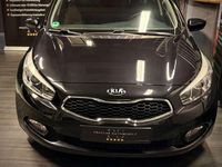 Gebraucht Kia Ceed Sportswagon 135 PS (99 kW) 2014 Schwarz Kombi