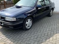 Occasion Opel Vectra 90 ch (66 kW) 1995 Bleue Berline