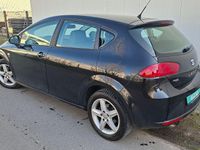 Second-hand Seat Leon Reference 125 CP (91 kW) 2011 Negru Hatchback
