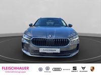 Gebraucht Skoda Superb Essence 150 PS (110 kW) 2025 Grau Kombi