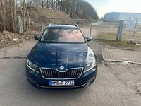 Gebraucht Skoda Superb 150 PS (110 kW) 2016 Blau Kombi