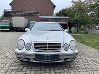 Gebraucht Mercedes CLK200 136 PS (100 kW) 1997 Silber Coupé