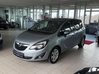 Gebraucht Opel Meriva Design Edition 120 PS (88 kW) 2012 Silber Van / Kleinbus