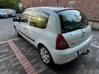 Gebraucht Renault Clio III Campus 75 PS (55 kW) 2011 Weiß Kleinwagen