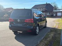 Gebraucht VW Touran 140 PS (102 kW) 2012 Schwarz Van / Kleinbus