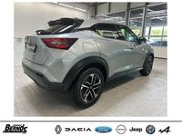 Gebraucht Nissan Juke N-Connecta 114 PS (83 kW) 2024 Silver metallic (ky0g) SUV