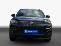 Neu VW Tayron R-line 150 PS (110 kW) 2026 Grenadillschwarz metallic SUV