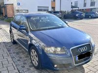 Gebraucht Audi A3 Ambiente 140 PS (102 kW) 2004 Blau Kleinwagen