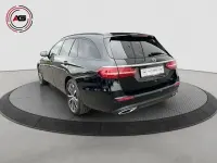 Używany Mercedes E300 306 KM (225 kW) 2021 Czarny Kombi