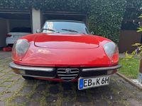 Gebraucht Alfa Romeo Spider 131 PS (96 kW) 1972 Rot Cabrio