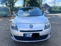 Gebraucht Renault Scénic III Dynamique 106 PS (77 kW) 2011 Silber Van / Kleinbus