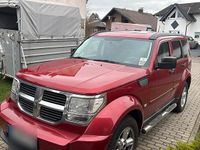 Gebraucht Dodge Nitro 177 PS (130 kW) 2010 Rot SUV