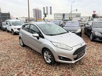 Gebraucht Ford Fiesta 101 PS (74 kW) 2015 Silber Limousine