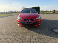 Gebraucht Opel Astra 87 PS (63 kW) 2012 Rot Kleinwagen