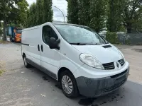 Gebraucht Renault Trafic 114 PS (83 kW) 2009 Weiß Van / Kleinbus