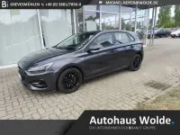Gebraucht Hyundai i30 Trend 159 PS (116 kW) 2021 Schwarz Limousine