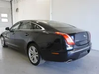 Gebraucht Jaguar XJ Premium Luxury 385 PS (283 kW) 2010 Schwarz Limousine