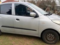 Gebraucht Hyundai i10 67 PS (49 kW) 2010 Grau Kleinwagen