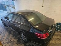 Gebraucht Mercedes E400 Avantgarde 333 PS (244 kW) 2013 Schwarz Limousine