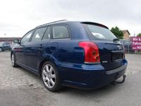 Gebraucht Toyota Avensis Executive 147 PS (108 kW) 2004 Blau Kombi
