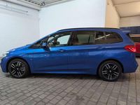 Gebraucht BMW 220 M Sport 190 PS (139 kW) 2016 Estorilblau 2 metallic Kombi
