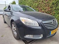 Gebraucht Opel Insignia Edition 131 PS (96 kW) 2012 Schwarz Kombi
