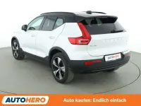 Gebraucht Volvo XC40 R-Design 211 PS (155 kW) 2022 Crystal white SUV