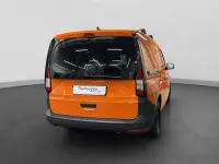 Gebraucht VW Caddy 114 PS (83 kW) 2021 Orange Van / Kleinbus