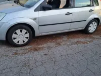 Gebraucht Ford Fiesta 88 PS (64 kW) 2005 Grau Kleinwagen