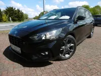 Gebraucht Ford Focus ST-Line 125 PS (91 kW) 2019 Schwarz Kombi